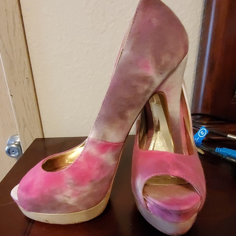 Size 9 Tie-dyed Heels